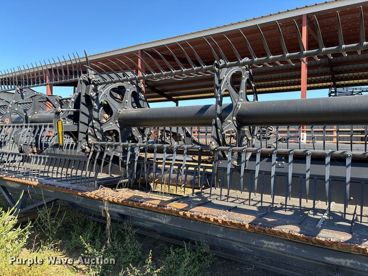 image for item EV3174 Macdon 974 flex draper head