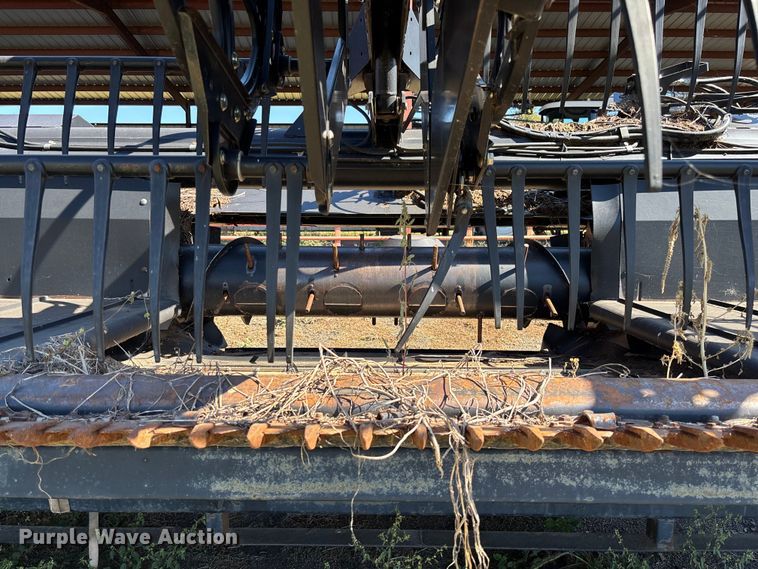 image for item EV3174 Macdon 974 flex draper head