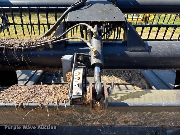 image for item EV3174 Macdon 974 flex draper head