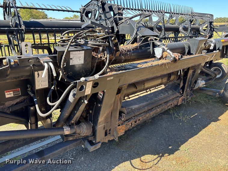 image for item EV3174 Macdon 974 flex draper head