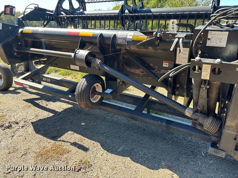 image for item EV3174 Macdon 974 flex draper head