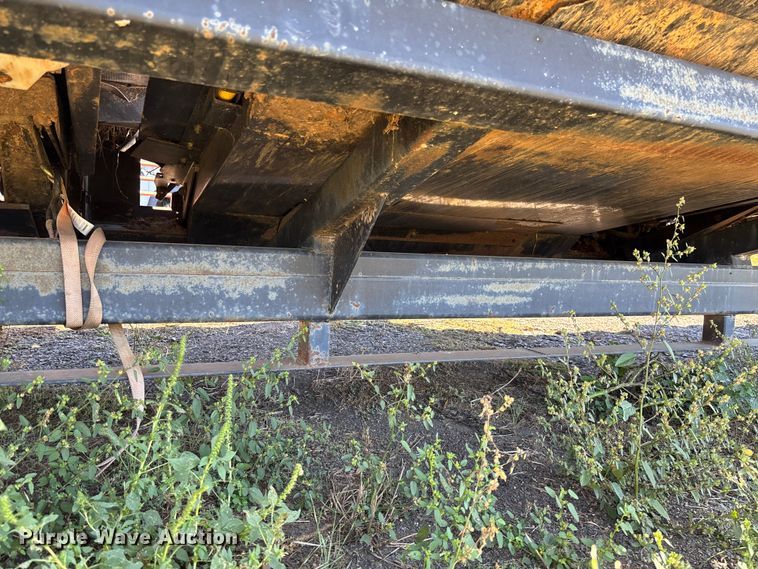 image for item EV3174 Macdon 974 flex draper head