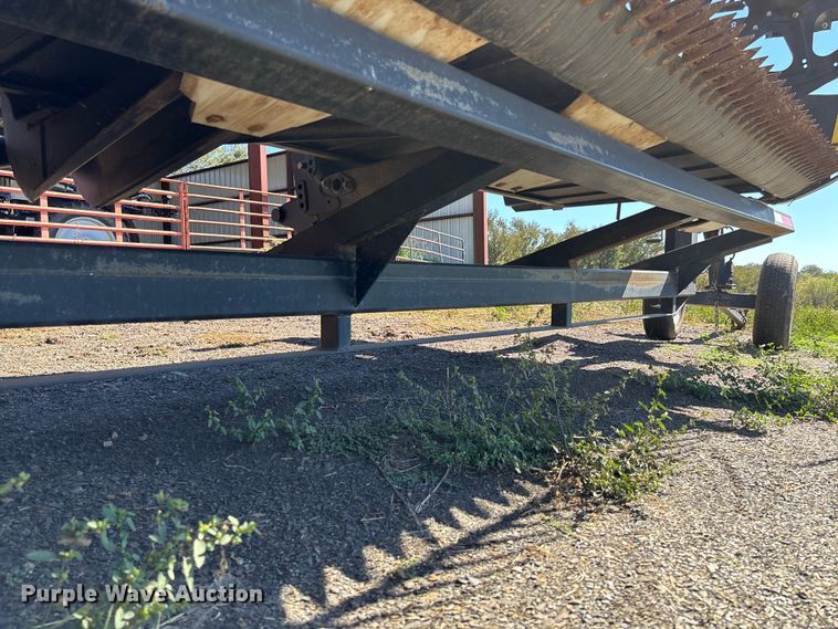 image for item EV3174 Macdon 974 flex draper head