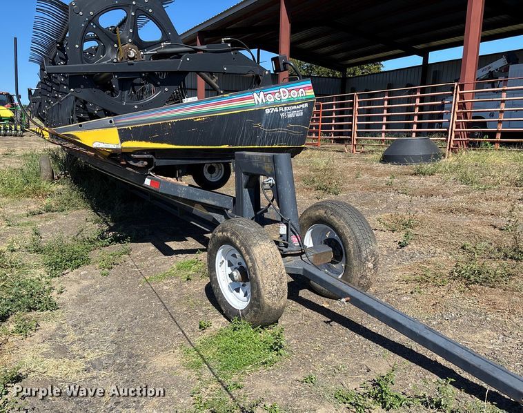 image for item EV3174 Macdon 974 flex draper head