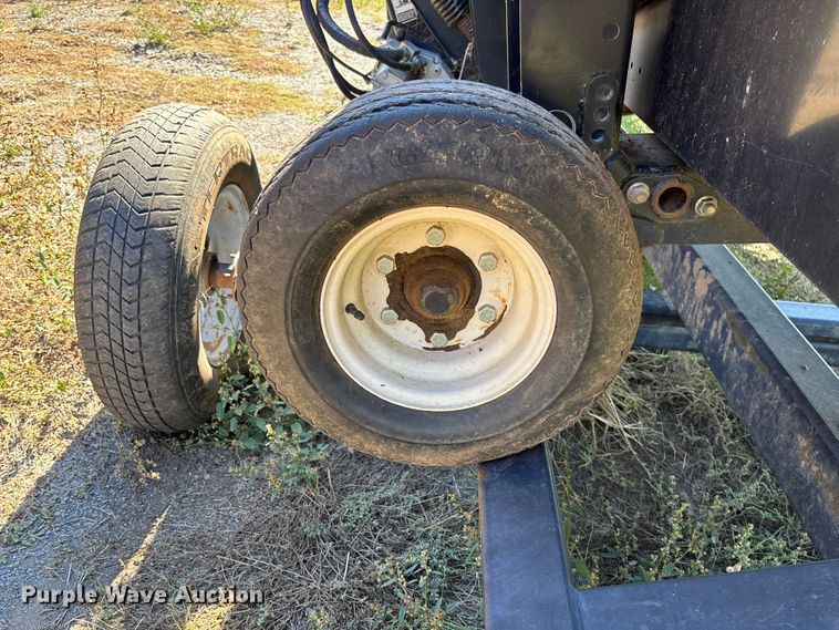 image for item EV3174 Macdon 974 flex draper head