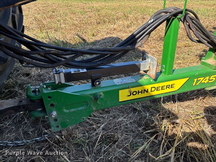 image for item EV3175 2022 John Deere 1745 split row planter