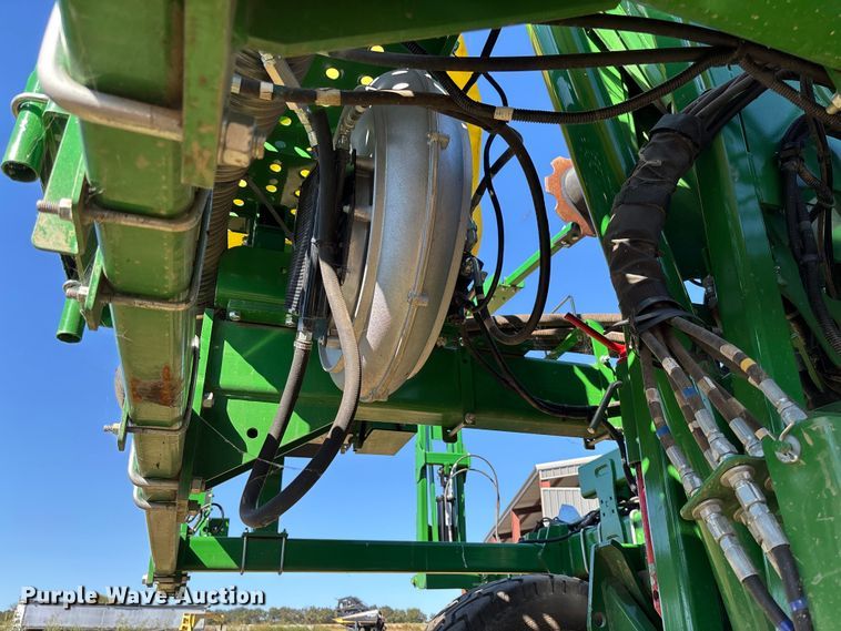 image for item EV3175 2022 John Deere 1745 split row planter