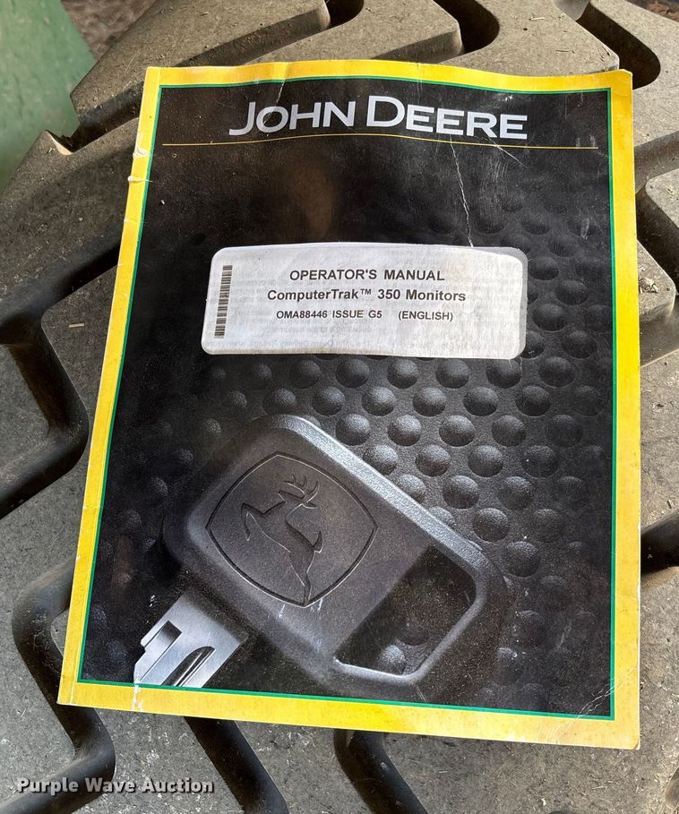 image for item EV3175 2022 John Deere 1745 split row planter