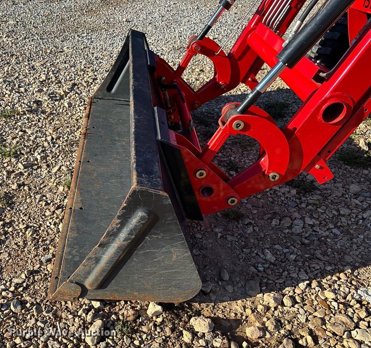 image for item EV3190 Branson 5835R MFWD tractor