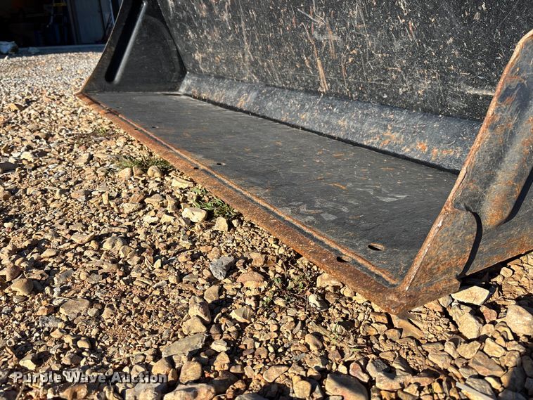 image for item EV3190 Branson 5835R MFWD tractor