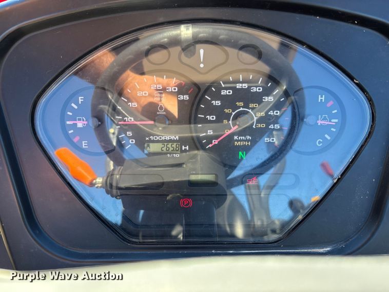 image for item EV3190 Branson 5835R MFWD tractor