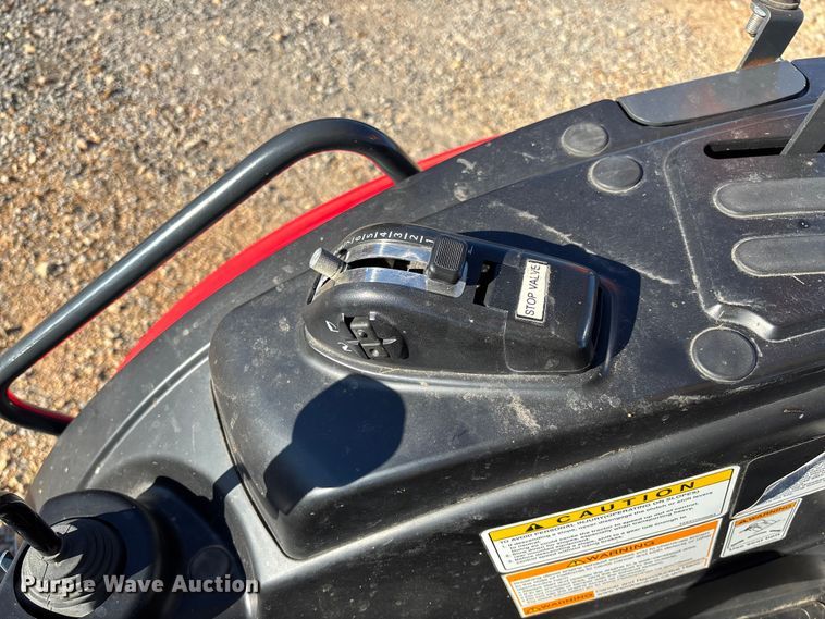 image for item EV3190 Branson 5835R MFWD tractor