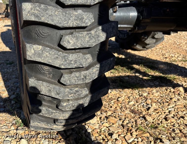 image for item EV3190 Branson 5835R MFWD tractor