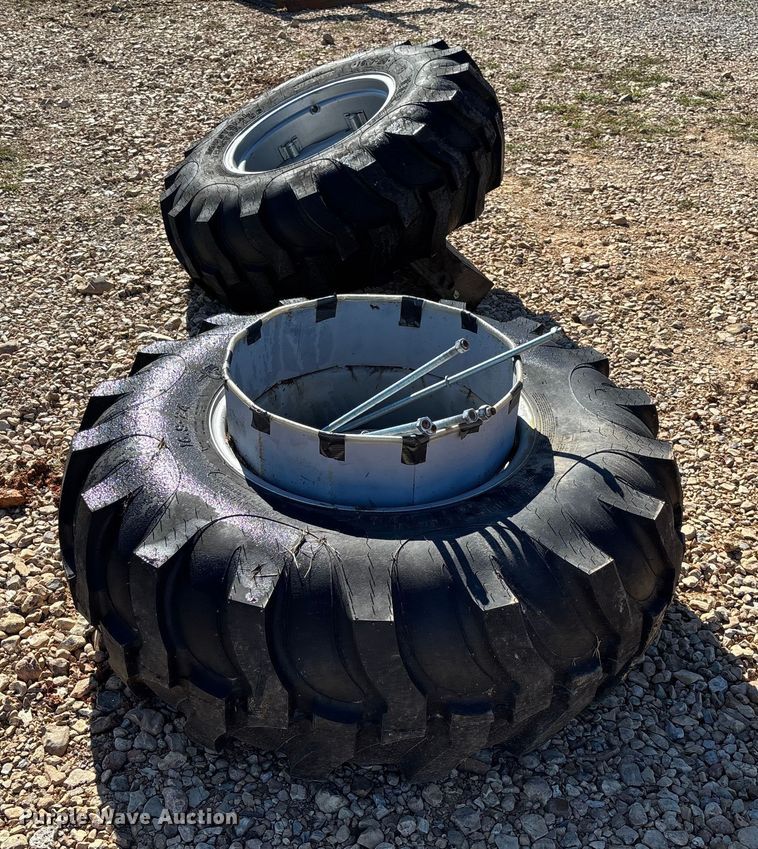 image for item EV3190 Branson 5835R MFWD tractor