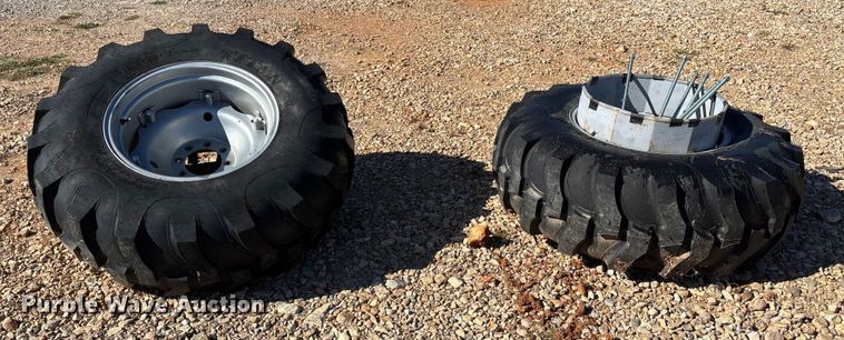 image for item EV3190 Branson 5835R MFWD tractor