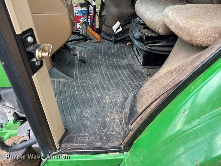 image for item EV3193 2008 John Deere 7730 MFWD tractor