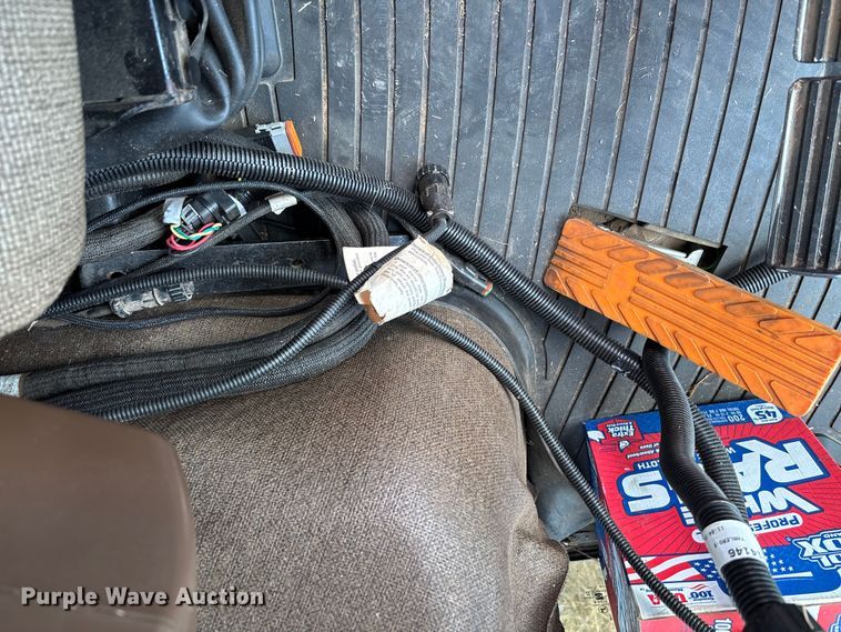 image for item EV3193 2008 John Deere 7730 MFWD tractor