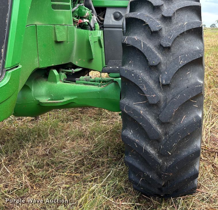 image for item EV3193 2008 John Deere 7730 MFWD tractor