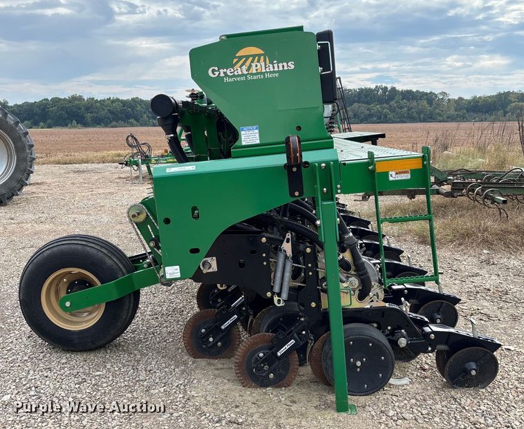 image for item EV3195 Great Plains 2525A grain drill