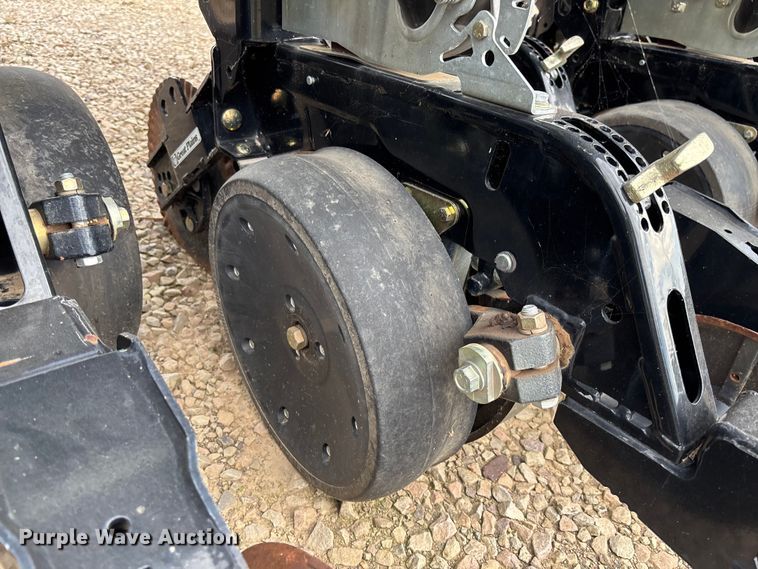 image for item EV3195 Great Plains 2525A grain drill