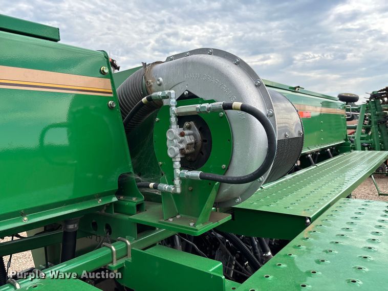 image for item EV3195 Great Plains 2525A grain drill