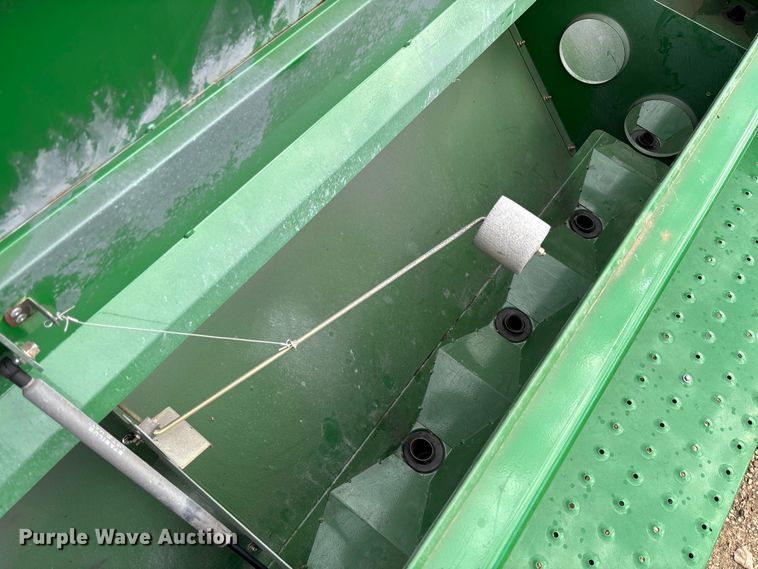 image for item EV3195 Great Plains 2525A grain drill