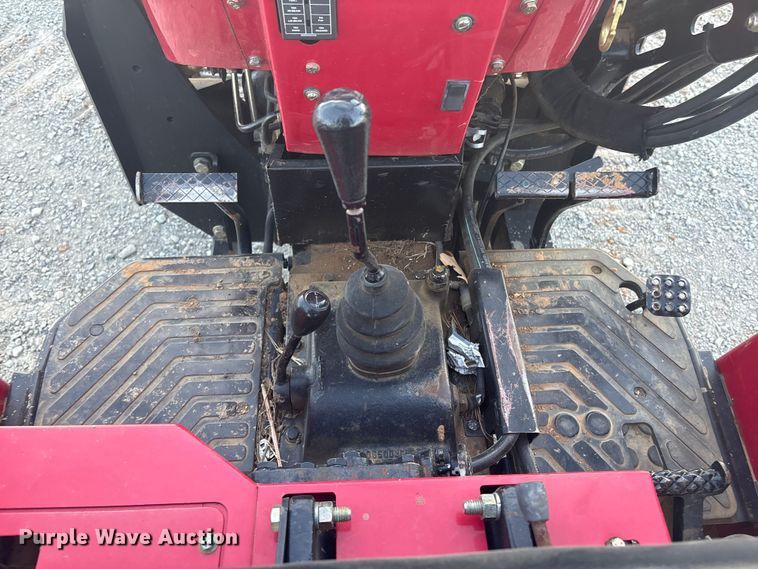 image for item FI0015 Mahindra 4025 tractor