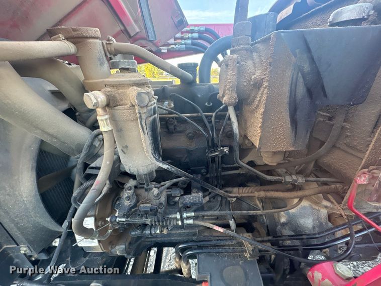 image for item FI0015 Mahindra 4025 tractor