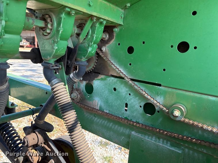 image for item GH9451 John Deere 750 grain drill