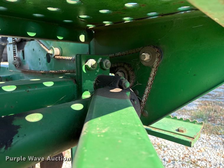 image for item GH9451 John Deere 750 grain drill