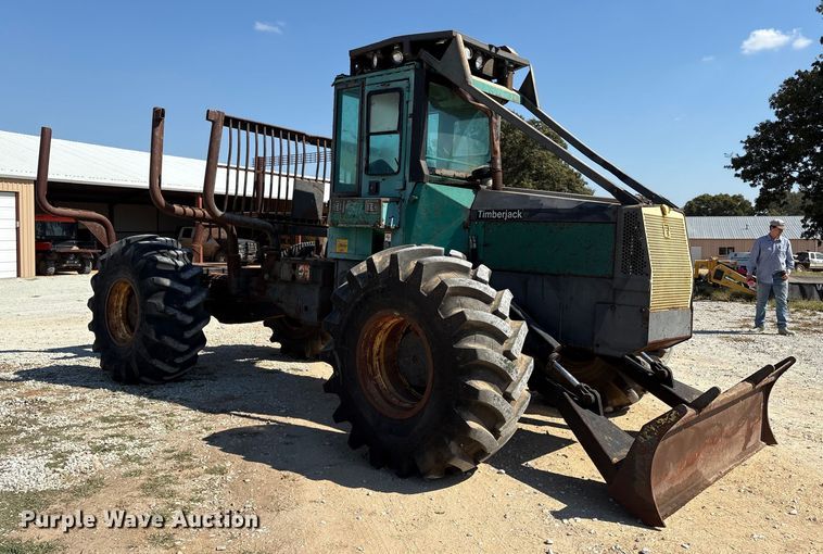 image for item GH9455 Timberjack 610 skidder
