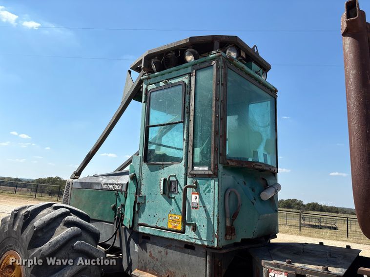 image for item GH9455 Timberjack 610 skidder