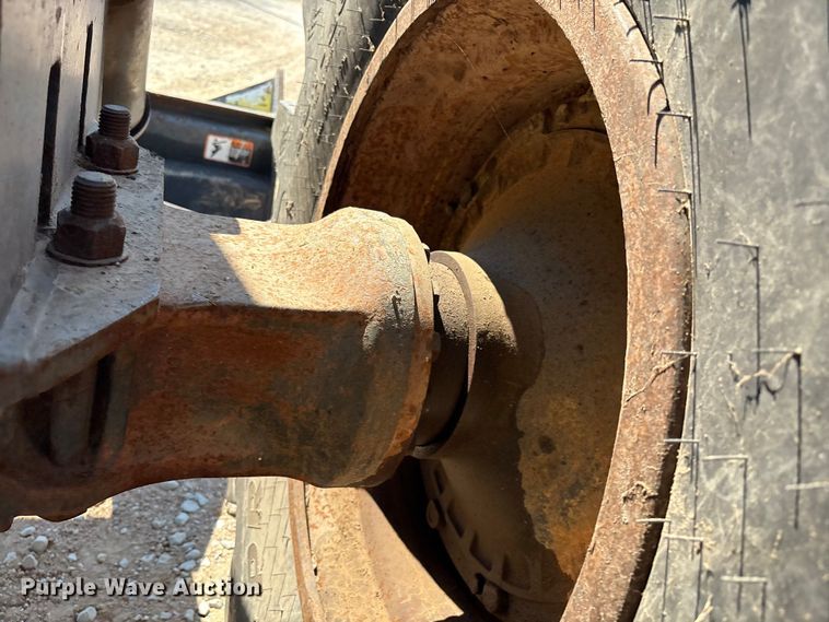 image for item GH9455 Timberjack 610 skidder