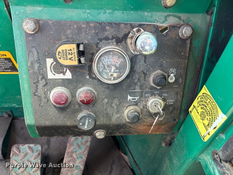 image for item GH9455 Timberjack 610 skidder