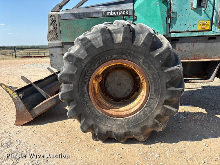 image for item GH9455 Timberjack 610 skidder