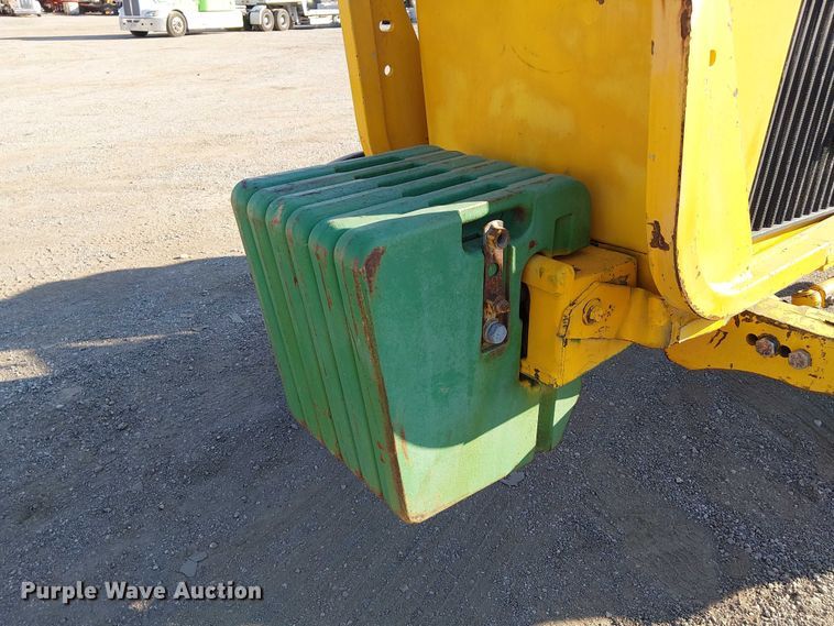 image for item NU9756 John Deere 2555 tractor