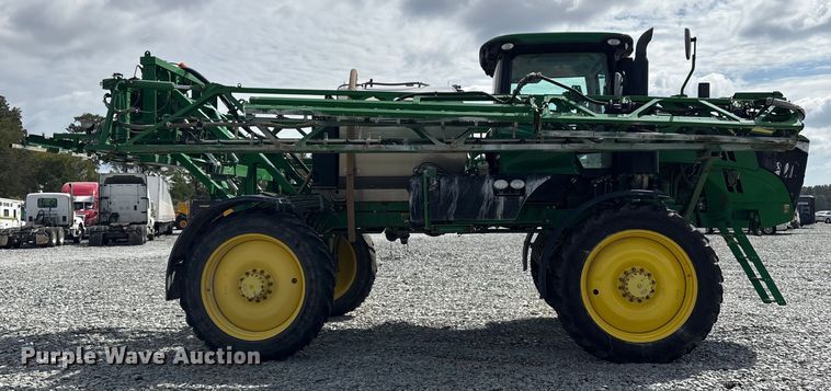 image for item YA1165 2018 John Deere R4038 sprayer