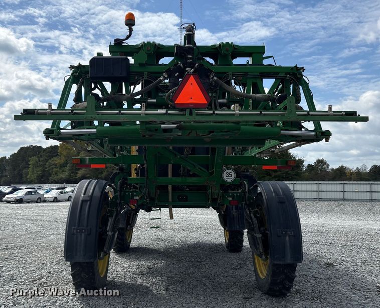 image for item YA1165 2018 John Deere R4038 sprayer