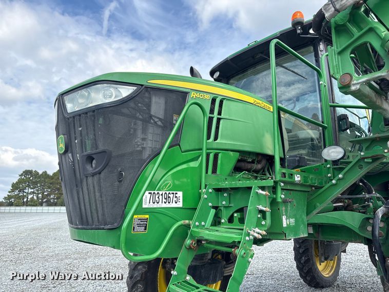 image for item YA1165 2018 John Deere R4038 sprayer