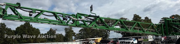 image for item YA1165 2018 John Deere R4038 sprayer