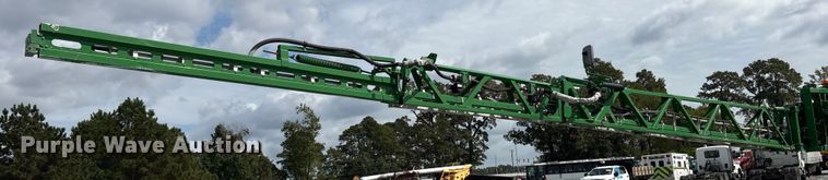 image for item YA1165 2018 John Deere R4038 sprayer