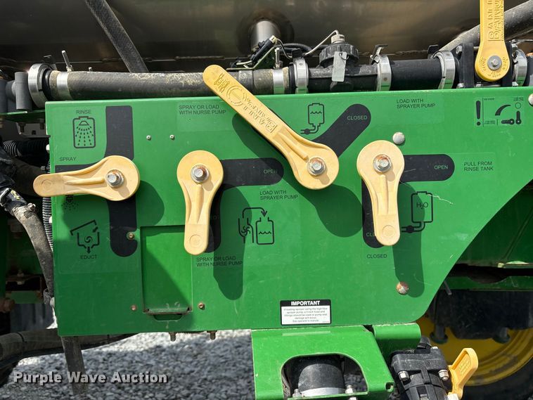 image for item YA1165 2018 John Deere R4038 sprayer