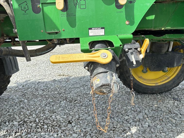 image for item YA1165 2018 John Deere R4038 sprayer