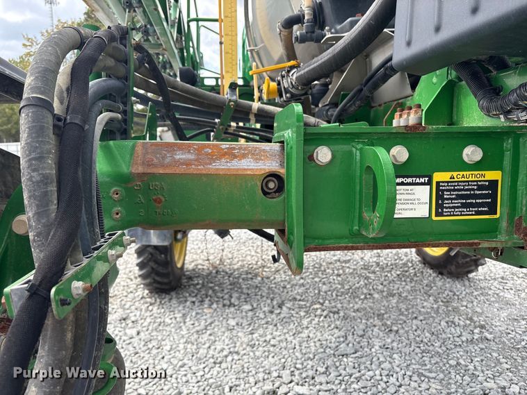 image for item YA1165 2018 John Deere R4038 sprayer