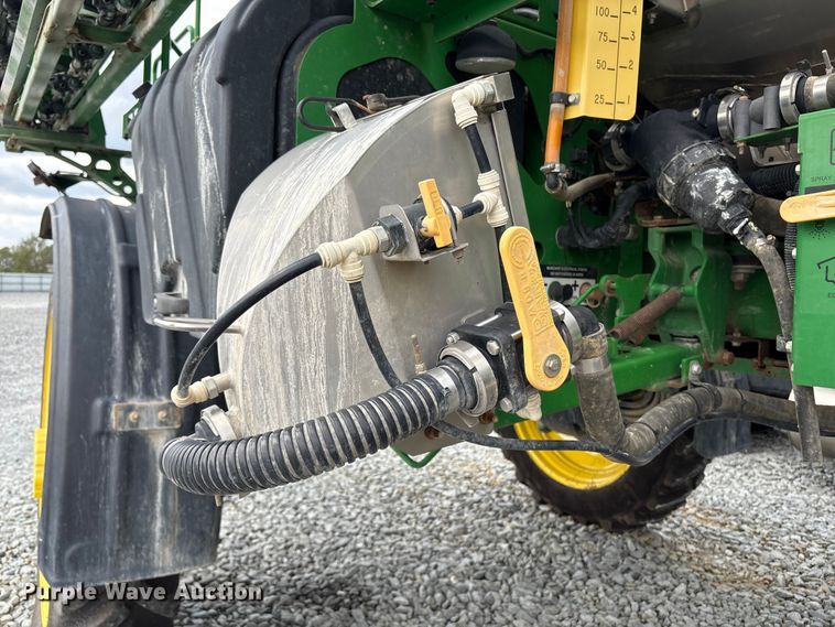 image for item YA1165 2018 John Deere R4038 sprayer