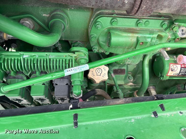 image for item YA1165 2018 John Deere R4038 sprayer