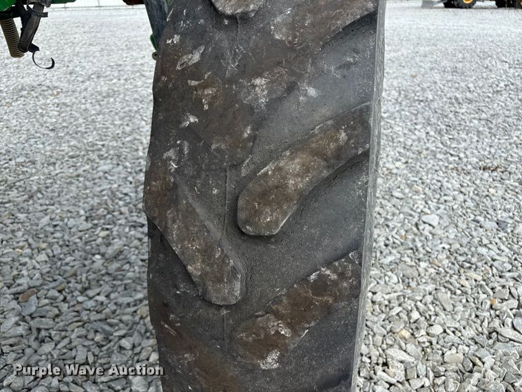 image for item YA1165 2018 John Deere R4038 sprayer