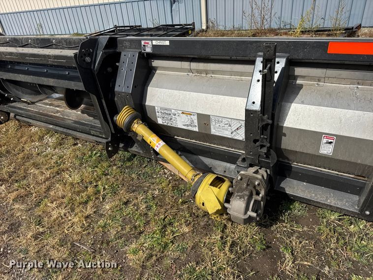 image for item YA1231 2023 Drago GT 8-30 corn head