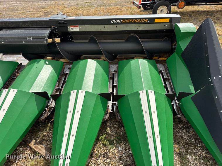 image for item YA1231 2023 Drago GT 8-30 corn head