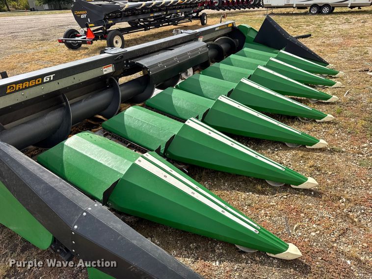 image for item YA1231 2023 Drago GT 8-30 corn head